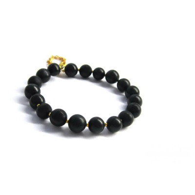 Браслет из шунгита - 9мм/19шт. - с золотистым бисером.  фото