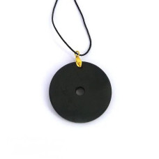 Оберег из шунгита Обруч на подвеске  фото